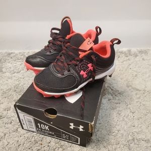 Girls tee ball cleats